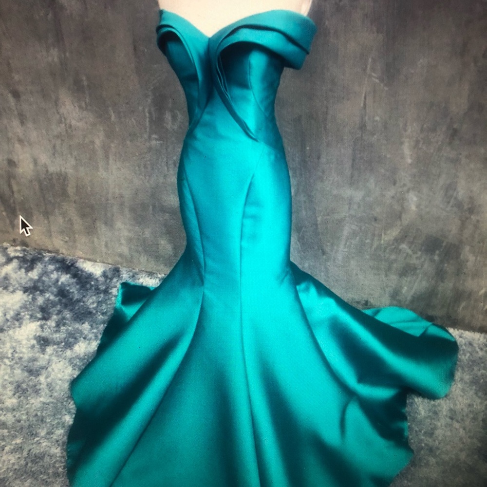 Mermaid Dress Court Train Ruffles Gown